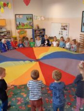 MUZYCZNE ZABAWY Z P.WALDKIEM – GRUPA IV