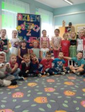 DZIEŃ POSTACI Z BAJEK – GRUPA VI