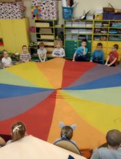 MUZYCZNE ZABAWY Z P. WALDKIEM – GRUPA V,VI