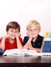 INFORMACJE NA TEMAT AKTUALNEGO STANU EPIDEMIOLOGICZNEGO