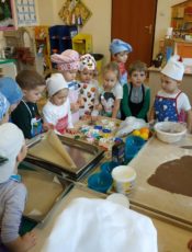 PRZYGOTOWANIA DO ŚWIĄT – GRUPA III