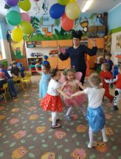 ZABAWA KARNAWAŁOWA – GRUPA III