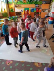 WARSZTATY Z PODŁOGĄ INTERAKTYWNĄ