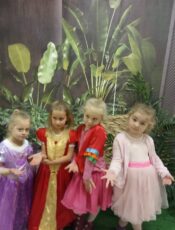 DZIEŃ POSTACI Z BAJEK