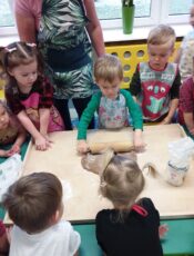 PIECZENIE PIERNIKÓW – GRUPA I