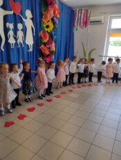 DZIEŃ MAMY I TATY – GRUPA I