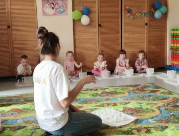 PRZEDSZKOLAK Z PASJĄ „WARSZTATY Z TWORZENIA SLIME” – GRUPA I, II, III