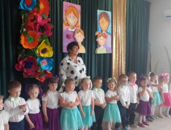 DZIEŃ MAMY I TATY – GRUPA I