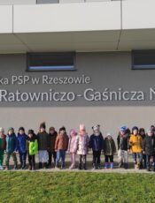 WIZYTA W SALCE EDUKACYJNEJ „oGNIK”- GRUPA IV, V